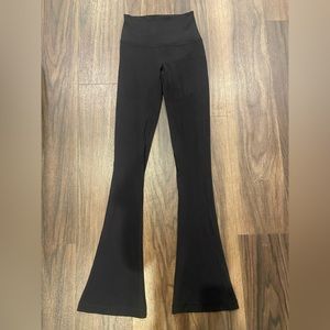 Lululemon groove high rise flare (new version)